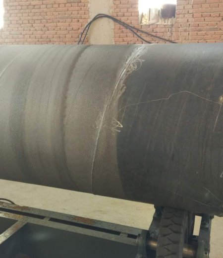 Steel pipe outer wall shot blasting machine